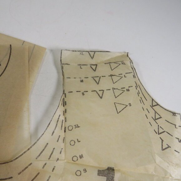 McCalls 5367 Easy Toddler Sm-XLG Sun hat, Dress, Panties - Picture 9 of 9